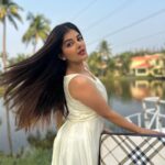 Madhumita Sarcar Instagram - Get my palanquin 🦢🌟