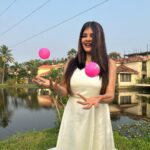 Madhumita Sarcar Instagram - Get my palanquin 🦢🌟
