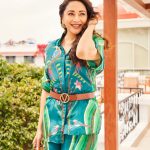 Madhuri Dixit Instagram - A walk on the wild side 🌿🌱 #wednesday #wednesdaywisdom #prewedding #look #day2 #photoshoot #photooftheday