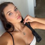 Madison Lewis Instagram - 🤍🦊 #justrememberyourebeautiful