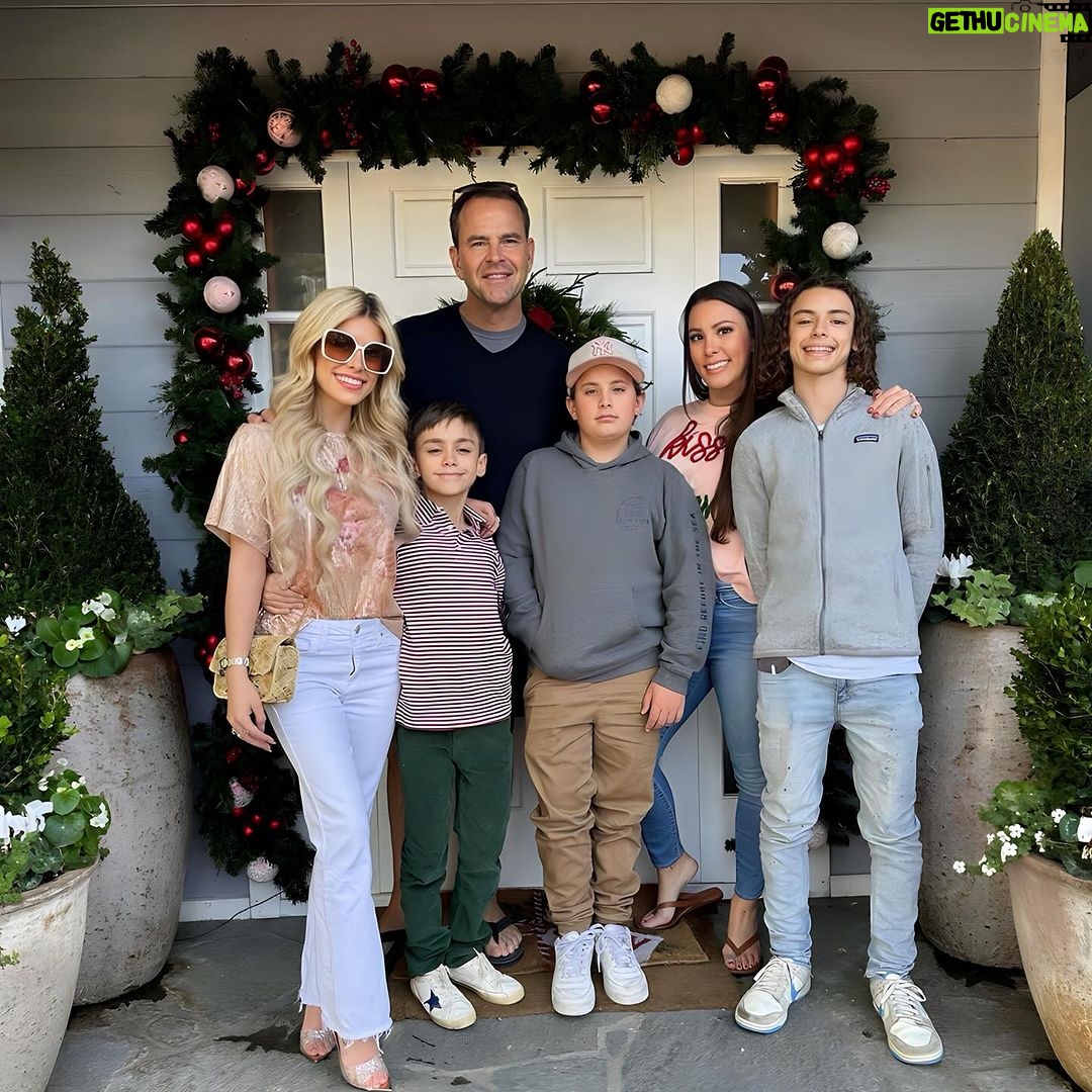Madisyn Shipman Instagram - Shake up the happiness!
