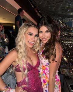Madisyn Shipman Instagram - Every night with @taylorswift is like a dream!🖤💗 #newromantics #erastour SoFi Stadium
