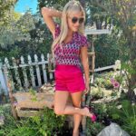 Madisyn Shipman Instagram - Tea for 2 please 🫖 #pinkysup The Tea House on Los Rios