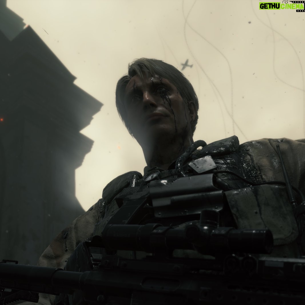 Mads Mikkelsen Instagram - 🕹 "Mads singing, Mads whistling, Mads smoking, Mads with a Santa hat, Mads dancing... Hideo Kojima did one hell of advertising for Mads Mikkelsen before the launch of Death Stranding, and all the hype paid off! Half of us believed Cliff would be our main villain (the other half believe this title belonged to Higgs) but, as it turned out, Death Stranding has no villains. And as you better understand this man, everything he went through with his wife and his son, it's impossible not to recognize him as one of the best characters in the game." Article link on the official Facebook, Twitter and Weibo account.
