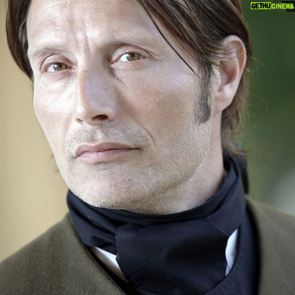 Mads Mikkelsen Instagram - 🎥 #TrailerTuesday: 'A Royal Affair' premiered at the Berlinale - Berlin International Film Festival in 2012. Watch the official trailer on Facebook or Twitter. (@theofficialmads) #MadsTuesday #TeamMads #TheOfficialMads