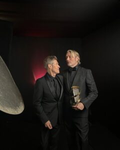 Mads Mikkelsen Instagram - Thank you Marrakech and thank you Willem Dafoe 💪