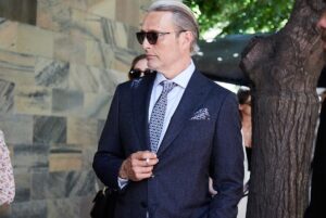 Mads Mikkelsen Instagram - Milano and @giorgioarmani