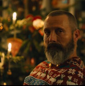 Mads Mikkelsen Instagram - Happy holidays🎄🎅🏼 #ridersofjustice