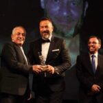 Maged ElMasry Instagram - كل الشكر والتقدير لشعب الاردن الشقيق ولمعالي وزير الثقافه والسيد رئيس مهرجان الاردن الدولي للافلام علي تكريمي 🙏🙏🙏#الاردن #عمان #جرش_الاردن #مهرجانات