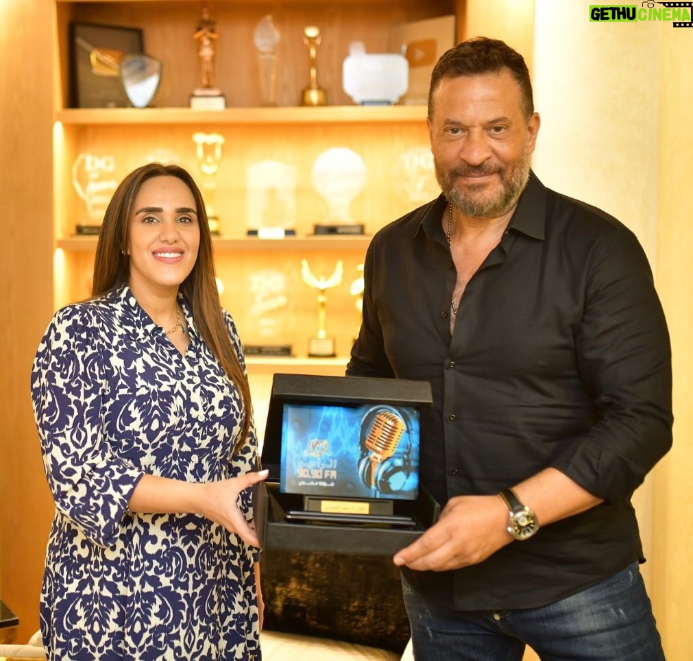 Maged ElMasry Instagram - كل الشكر والتقدير للإعلاميه الراقيه (فاطمه مصطفي ) وشكرا علي التكريم عن مسلسل (ضرب نار ) @fatmamostafaofficial