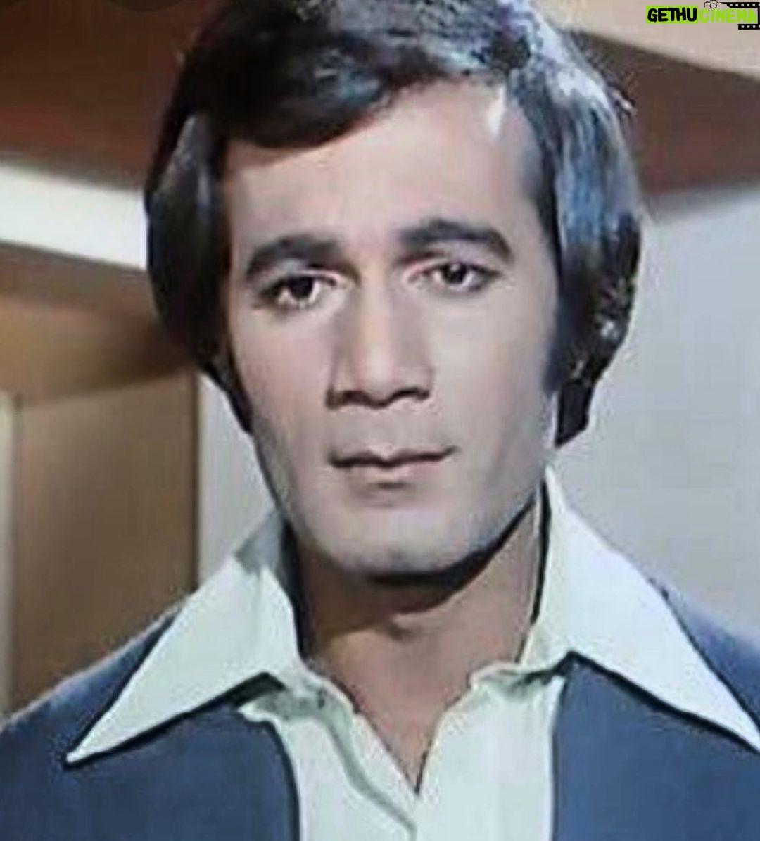 Maged ElMasry Instagram - إنا لله وإنا إليه راجعون.. وفاه الاستاذ الكبير ( محمود ياسين ) برجاء قراءه الفاتحه 🙏