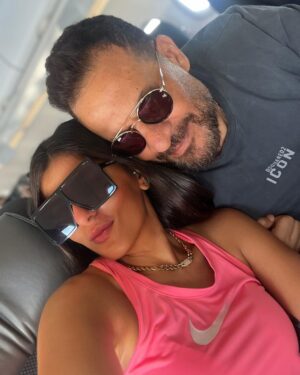 Maged Elmasry Instagram - حبيبتي ونور عيني  اللي مستحمله ظروف شغلي .. أخيرا أجازه مع نصي التاني والاخير ❤️ @raniaabouelnasr19
