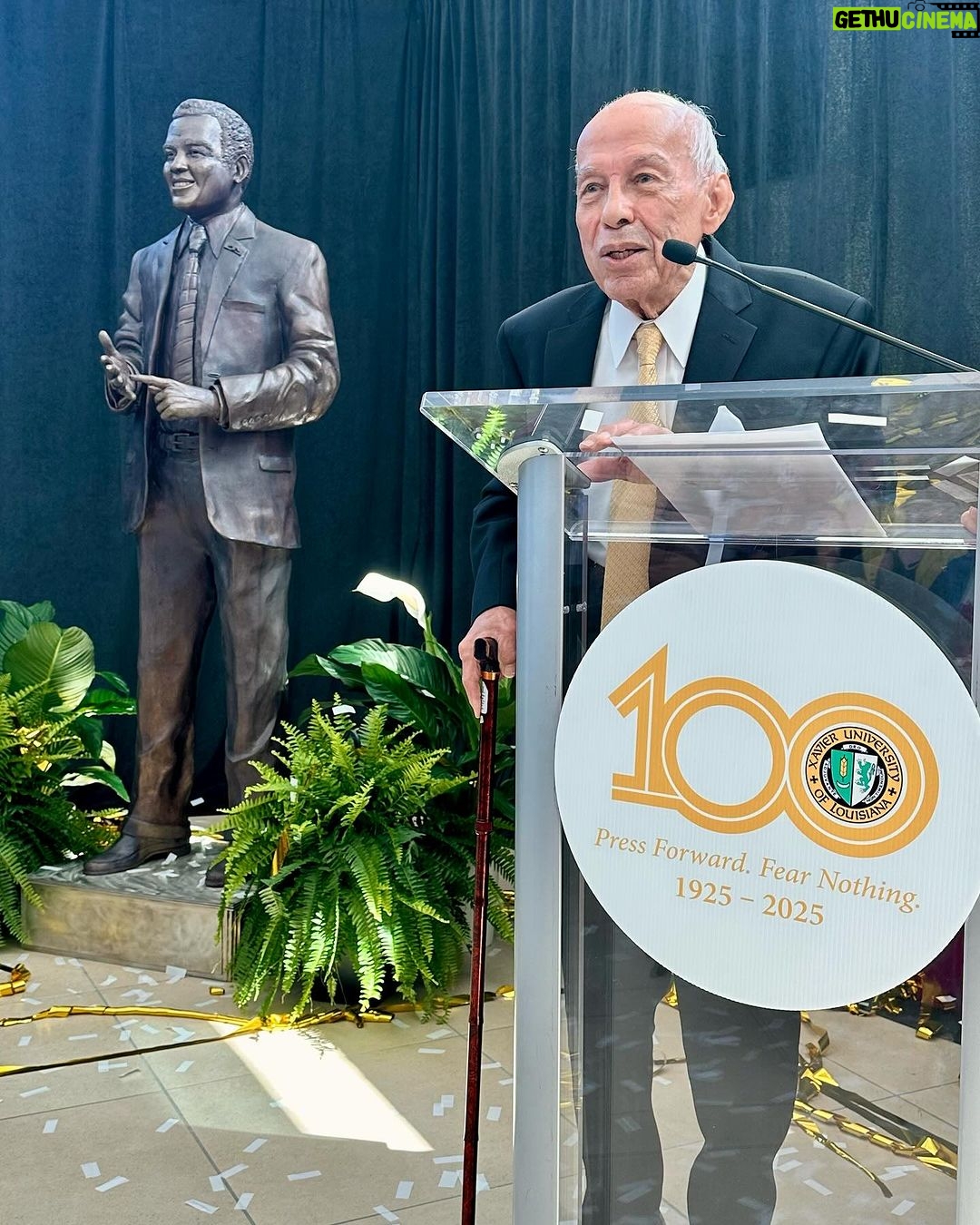 Magic Johnson Instagram - I am so excited that my good friend and legend, Dr. Norman C. Francis has been honored for his incredible contributions to society and Black History with an unveiling of his new statue at Xavier University of Louisiana, where he served as President for nearly half a century! Dr. Francis has touched millions of lives through his commitment to civil rights, education access and economic development. He has left a lasting impact not only on the university and city of New Orleans, but the entire nation. This truly is a fitting tribute during Black History Month! ππ½