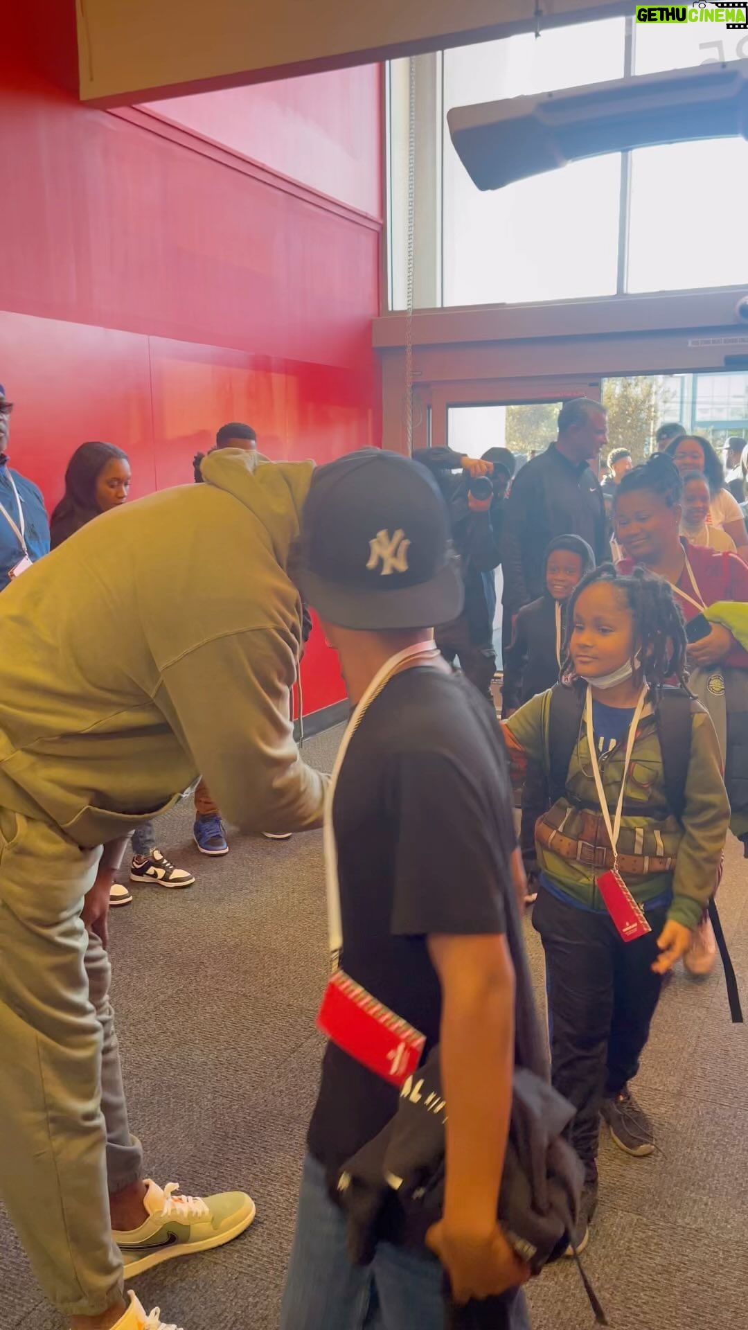 Magic Johnson Instagram - This morning the Magic Johnson Foundation (MJF) and Target came together to change the lives of 115 kids in South Los Angeles! Every kids participated in a shopping excursion where they could get whatever they want from Target. Afterwards, they headed to L.A. LIVE and privately enjoyed Target’s Winter Wonderland! I want to send a big thank you to Target, my friend and CEO Brian Cornell, his entire executive team, and all of the Los Angeles Target store employees located at Obama and La Cienega for helping to make today an incredible event!