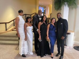 Magic Johnson Instagram - To our great friends Angela Bassett and Courtney B. Vance, thank you for hosting last night’s gala and bringing the fun and laughs like always. It wouldn’t have been a party without an epic performance from the legendary 7-time Grammy Award winning artist and the empress of soul Gladys Knight! 

To all of our family, friends, and business partners, thank you for supporting us at this special event and writing checks for a great cause. Sam and LaTanya Jackson, thank you for your contribution and appearance. John and Vicki Palmer, Josh and Marjorie Harris, Judge Greg Mathis and Linda Mathis, Kyle and Brittany Bell, Lakers, Dodgers, LAFC, Mike Triplett and Cigna, Equitrust, JLC, SodexoMagic, Grant Tani Barash & Altman, H.Wood media, and Canyon Partners; We are humbled by the turnout. This is the most successful Ball to End AIDS and the most money raised in the history of the event!

📸: Getty Images