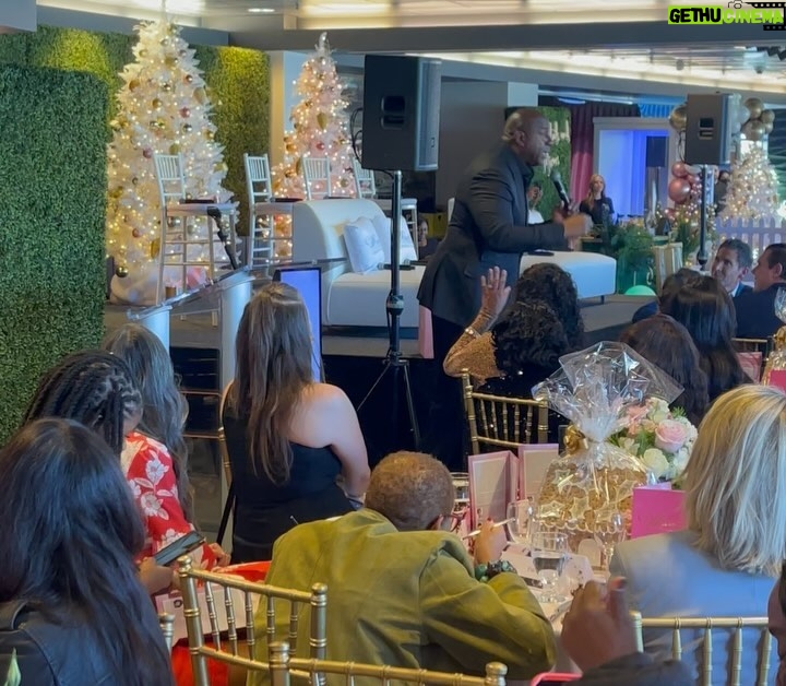 Magic Johnson Instagram - I’m so grateful to have spent the morning at the 10th Annual Women in Entertainment Luncheon with so many powerful, smart, and brilliant women making a difference in the world! Thank you to Tamala Lewis for hosting an incredible event and honoring me with the 2023 Inspiration Award 🙏🏾 I’m so glad I got to see Carson Mayor Lula Davis-Holmes and Congresswoman Maxine Waters, one of the most powerful women in the world and my great friend. We’ve been able to do great things together in the Black communities across the United States!