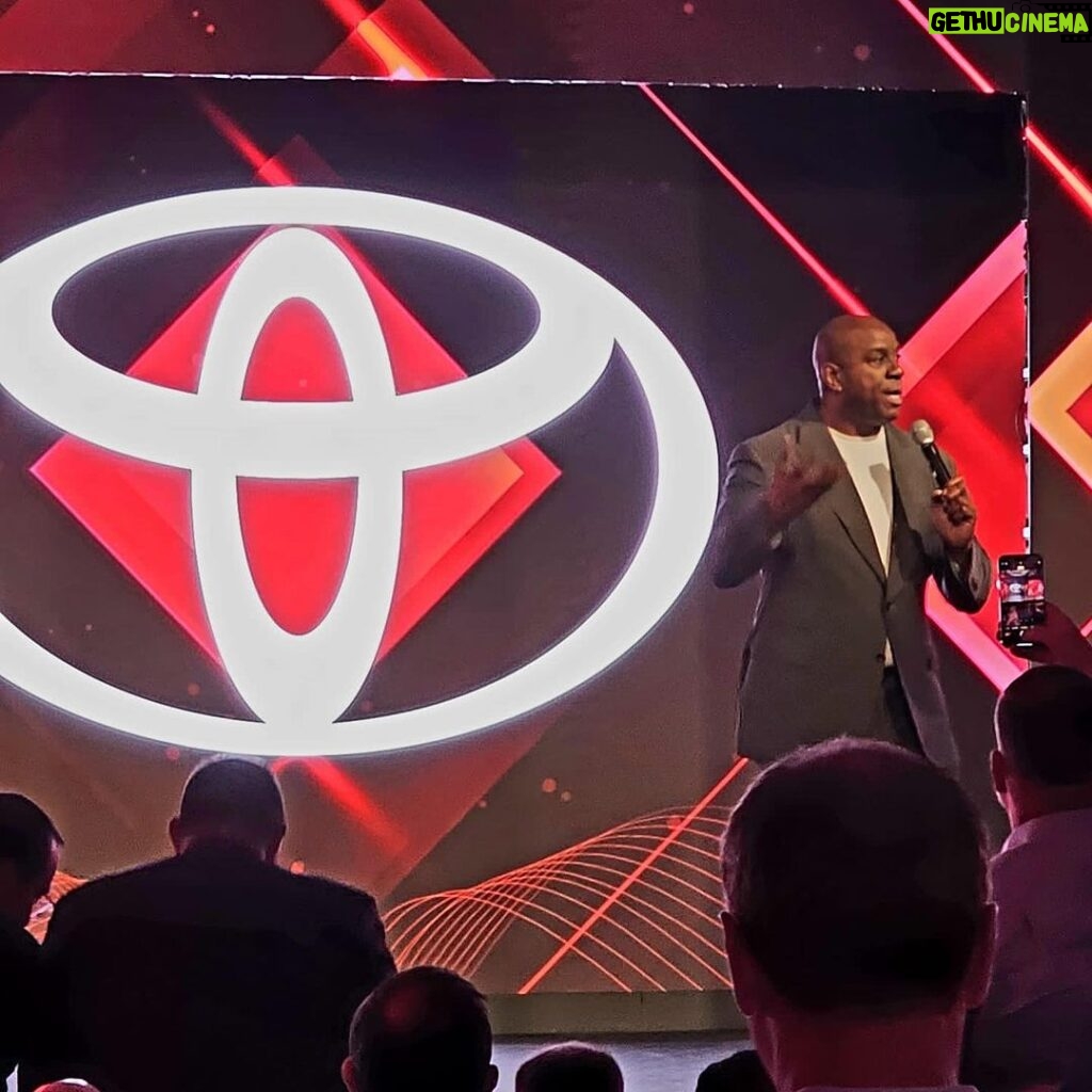 Magic Johnson Instagram - I had a great time this morning at the 2023 Southeast Toyota Dealer Summit in Orlando, FL! Almost 200 dealers, their spouses, and key Toyota executives were in attendance. I centered my keynote around the customer experience and leadership. Thank you to President of Southeast Toyota Distributors Brent Sergot for having me today!