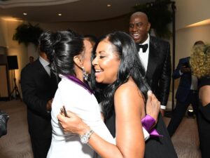 Magic Johnson Instagram - To our great friends Angela Bassett and Courtney B. Vance, thank you for hosting last night’s gala and bringing the fun and laughs like always. It wouldn’t have been a party without an epic performance from the legendary 7-time Grammy Award winning artist and the empress of soul Gladys Knight! 

To all of our family, friends, and business partners, thank you for supporting us at this special event and writing checks for a great cause. Sam and LaTanya Jackson, thank you for your contribution and appearance. John and Vicki Palmer, Josh and Marjorie Harris, Judge Greg Mathis and Linda Mathis, Kyle and Brittany Bell, Lakers, Dodgers, LAFC, Mike Triplett and Cigna, Equitrust, JLC, SodexoMagic, Grant Tani Barash & Altman, H.Wood media, and Canyon Partners; We are humbled by the turnout. This is the most successful Ball to End AIDS and the most money raised in the history of the event!

📸: Getty Images