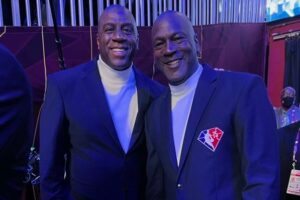 Magic Johnson Instagram - Wishing a happy birthday to my brother and the best basketball player that’s ever played the game, Michael Jordan! I have so much love and respect for you, and I pray God blesses you with many more!