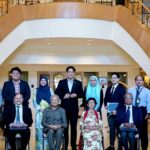 Mahathir Mohamad Instagram - Saya tak tahu macam mana nak ucap terima kasih kepada doktor-doktor pakar Institut Jantung Negara dan pakar-pakar perubatan jemputan lain yang merawat saya semasa sakit. Saya benar-benar percaya masa saya sudah sampai. Penghargaan dan terima kasih saya ucap kepada: Pakar-Pakar Perubatan Institut Jantung Negara (IJN): Dato’ Dr Mohamed Hassan Haji Mohamed Ariff Pakar Perunding Kanan Anestesiologi Dato’ Dr Amin Ariff Nuruddin Pakar Perunding Kanan Kardiologi Dr Hafidz Abd Hadi Pakar Perunding Kanan Kardiologi Datuk Dr Azlan Hussin Pakar Perunding Kanan Kardiologi / Pengarah Klinikal, Elektrofisiologi Intervensional dan Peranti Boleh Implan Prof. Dato’ Dr Mohamed Ezani Md Taib Perunding Kanan Bedah Kardiothoracic Datuk Dr Nasir Muda Perunding Kanan Kardiologis Datuk Dr Ahmad Khairuddin Mohamed Yusof Perunding Kanan Kardiologi Datuk Dr Aizai Azan Abd Rahim Ketua Pegawai Eksekutif IJN merangkap Pakar Perunding Kanan Kardiologi Dr Ashari Yunus Pakar Perunding Pulmonologi Dato’ Dr Suneta Sulaiman Timbalan Ketua Jabatan Anestesia & Penjagaan Intensif YM Raja Ahmad Nizar Raja Shahrul Zaman Fisioterapi Pakar-Pakar Perunding Jemputan IJN: Prof. Dr Alizan bin Abdul Khalil Pakar Bedah Plastik dan Rekonstruktif Universiti Malaya Datuk Dr Ghazali Ahmad Pakar Perunding Nefrologi IJN Dr Mohamad Zaimi Abdul Wahab Pakar Perunding Nefrologi Hospital Kuala Lumpur Dato’ Dr Zainuddin Md Zin Pakar Perunding Perubatan Umum dan Pernafasan KPJ Damansara Specialist Hospital Prof. Madya Dr Norasyikin A. Wahab Pakar Perunding Endokrinologi & Perubatan Universiti Kebangsaan Malaysia Prof. Datuk Dr Sabarul Afian Mokhtar Ketua Jabatan Ortopedik dan Traumatologi Hospital Canselor Tuanku Muhriz Datuk Dr Abdul Samad Sakijan Pakar Perunding Radiologi KPJ Sentosa Kuala Lumpur Dan juga kepada kakitangan IJN: Encik Ayman Hazim Huzahim Pegawai Perhubungan Awam Ustaz Norazri Baharudin Imam Surau IJN Encik Ab Mubin Ibrahim Bilal Surau IJN Encik Suhaimi Mat Lazim Bilal Surau IJN Di Majlis Penghargaan dan Kesyukuran untuk Pakar-Pakar Perubatan IJN dan Pakar-Pakar Perubatan Jemputan IJN, Yayasan Kepimpinan Perdana, Putrajaya, 28 Mac 2022.