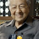 Mahathir Mohamad Instagram - At 98 years old, Tun Dr. Mahathir bin Mohamad @chedetofficial shares his simple secrets to longevity in his exclusive interview with Medical Channel Asia. Watch the full video via our link in bio to gain unique perspectives on health, leadership and service you won’t find anywhere else 😉 #MedicalChannelAsia #MCA #Mahathir #Longevity #Healthtips Perdana Leadership Foundation
