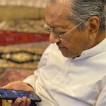 Mahathir Mohamad Instagram - I had a telephone conversation with Sheikh Tamim bin Hamad al-Thani, the Emir of Qatar. I wished him a happy Eid Mubarak. In return he wished my family and I as well as the people of Malaysia a blessed Eid. We discussed several issues that concerned the Muslim ummah. We are both especially disturbed with what is happening in Al Aqsa and Palestine. The atrocities commited by the Israelis on the Palestinians are cruel and blatant disregard of human rights and humanity.