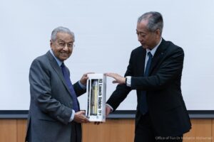 Mahathir Mohamad Instagram - I was invited to visit the Japan Aerospace Exploration Agency (JAXA) in Tsukuba, about 50km from Tokyo, recently.

The Japanese have been studying and experimenting space exploration for quite some time. Starting with small rockets, they have now  progressed and are participating in the manning of the International Space Station (ISS) together with Russians and Americans. 

They carried out experiments and send rockets into space on behalf of other countries. The UAE, for example, decided to explore space and commissioned JAXA to launch their rocket. 

The visit and exhibition was very interesting. It showcased space satellites that had been launched. Because it was full size, including the capsule where the astronauts live, you are able to physically imagine these astronauts’ living condition. 

The space station is quite big about 8 feet in diameter so they can walk about inside the space ship without suits because the climate inside is the same with that of earth.

But if they need to go out to do some maintenance work or something outside, they need to wear the space suit. 

The space suit of course has got provisions for supplying oxygen for them to breathe. 

I asked the President of JAXA, Dr Hiroshi Yamakawa and his team several questions. One of which is about the debris in outer space. Today there are about 50,000 debris in space which is actually orbiting the earth. I wanted to know whether it has any effect on our climate or not. There is no claim that it is affecting the climate.

Beyond that, I wanted to know how they can send a rocket into space and actually docks at the Space Station. Because the Space Station cannot be seen with the naked eye. Even with the telescope, it is difficult to see, but the space capsule carrying the astronauts can actually dock the ISS.