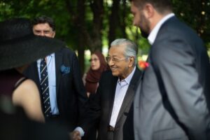 Mahathir Mohamad Instagram - When the Serbs attacked Bosnia, we felt that it was an unequal fight because the Serbs were more numerous and better equipped with weapons. Whereas the Bosnians  were few in numbers and they were not able to get any weapons because the European Union decided that Bosnia should not be given any weapon because it would cause more death. 

But we were able to send a battalion to Bosnia and they were stationed there and they helped strengthen the Bosnians and eventually the war ended and they had an agreement at Dayton which enabled Bosnia to be an independent state.

So they believe that the sending of our troops there to help them is very helpful and they appreciated very much what we have done for Bosnia. They believe that it was done during the time when I was Prime Minister.

As a token of their appreciation they decided to put up a monument in the form of a stone, with birds on the top and a quotation taken from my speech. They translated the quotation and wrote it in their language and inscribed it on the monument. The stone monument was erected in Kemal Monteno Park in Sarajevo. We feel that it is kind of them to remember us and our contributions towards their fight for independence.

(Note: They had sculpted peace pigeons on top of the monument as a symbolic gesture that Dr Mahathir is still actively participating on the world stage)