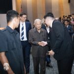 Mahathir Mohamad Instagram - It was our utmost honour to host the former prime minister of Malaysia, Tun Dr Mahathir Mohamad, for our Epsom Live Talk series earlier today. The ‘Father of Modernisation in Malaysia’ shared valuable advice and insights from his many years of experience whilst highlighting the importance of education and good values in the development of our youth and for the betterment of our country. We would like to give our heartfelt thanks to Tun Mahathir for taking the time to visit our school and allowing our students to gain valuable advice from an inspiring individual such as himself. #TunDrMahathirMohamad #EpsomLiveTalk #Epsom #K12 #InternationalSchool Epsom College in Malaysia