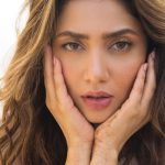 Mahira Khan Instagram – Alright lovaas, my perfumes have been mingling with the world while I’ve been stuck in a time warp. Sorry for the delayed post.. worked real hard on these and am super proud of them💕🐬

Available online @mbymahira  and in stores @allurebeautypk 🕊️🌊

Directed by @mustafainb
DOP @shakeelbinafzal
Edited by @zulqarnainhaider__
Grade @mo_sha_hu
Hair @mubsher.bhatti 
Makeup @iambabarzaheer 
Photography @shahbazshaziofficial 
Lifeguards @seherhafeez @anushaytkhan @hissankhann 

This song was sung and written years ago for me by @oneandonlytg ♥️ thank you for letting us use it 💋