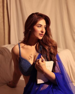 Mahira Sharma Instagram - 🖌️