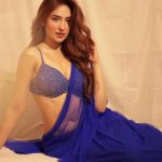Mahira Sharma Instagram - 🖌️