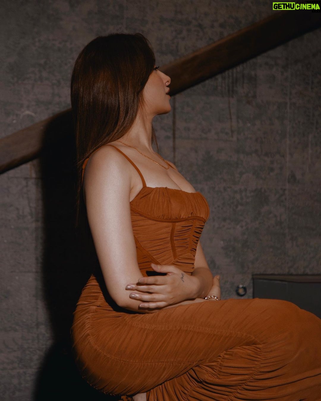 Mahira Sharma - 1.2 Million Likes - š
