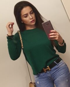 Mai Ezz ElDein Instagram - 💚 #love @mac_original.eg
