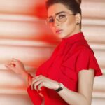 Mai Ezz ElDein Instagram - 🥀 . . . . #specialthankstothewholeteam #my_image_consultant @youmnamoustafa 📸 @mahmoudabdelsalamm 👗 @karen_millen @figegypt 👓 @rayban Earings @vancleefarpels ⌚@pierrecardintr 💆🏻‍♀️@hassanbourji_ 💄@zeinabhassan_ 📍@sheratoncairohotel @sheratonhotels