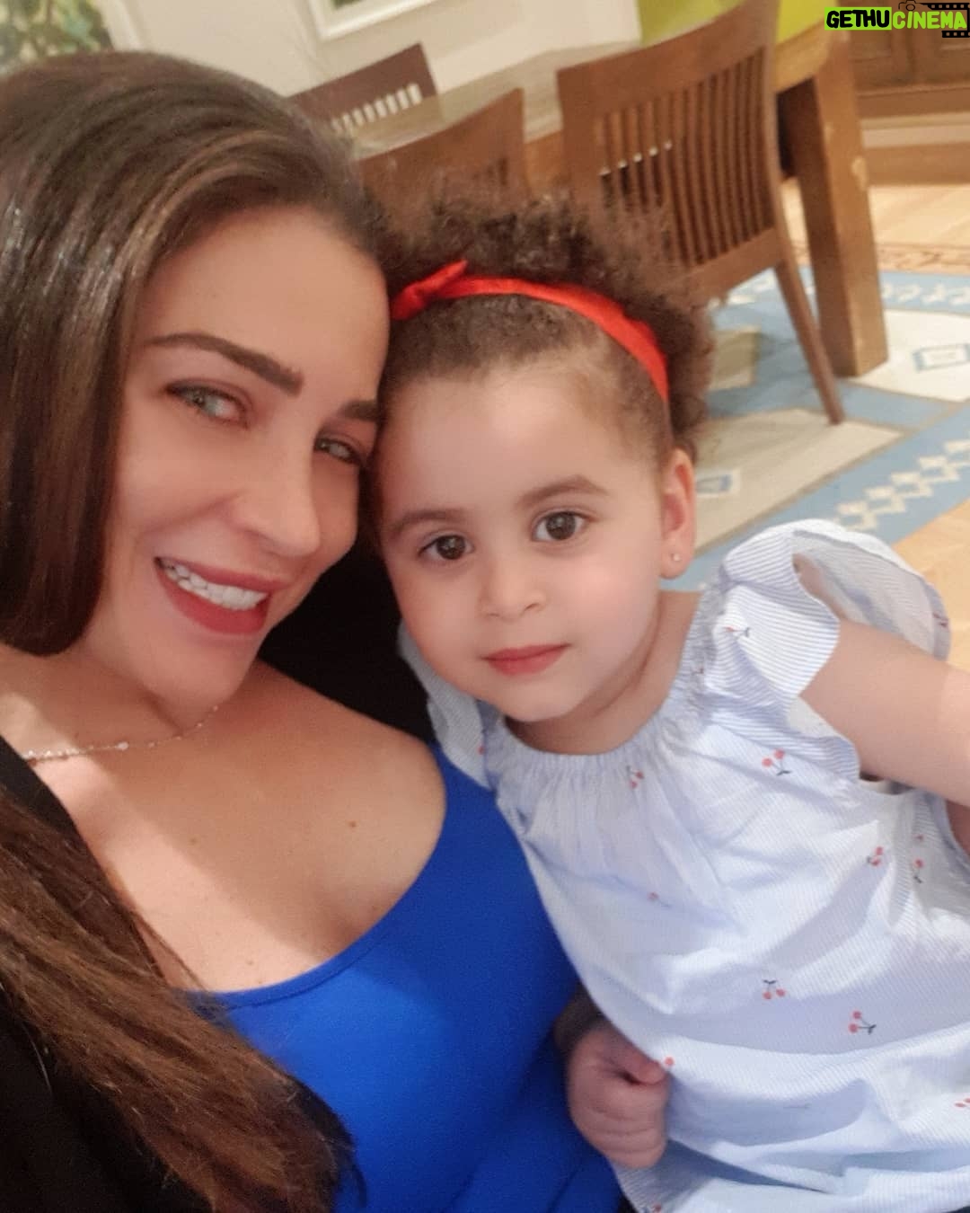 Mai Ezz ElDein Instagram - #babyfan Dima 👧🥰 ديمة #فان_صغنن . . #عالم_أطفال_مي_عزالدين👫