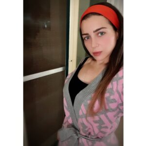 Mai Ezz ElDein Instagram - #missyou 💋💕