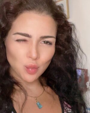 Mai Ezz ElDein Instagram - 😘
.
.
.
#gummybears #kiss #bepositive