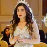 Mai Ezz ElDein Instagram - 👸🏼 نفس نظرة البؤس دي كانت علي وشي إمبارح لما عرفت إن رمضان فاضل عليه إسبوع و إننا هنكون بنصور حتي في رمضان 😒 طيب رمضان كريم عليكم مقدماً أشوفكم في #جزيرة_غمام