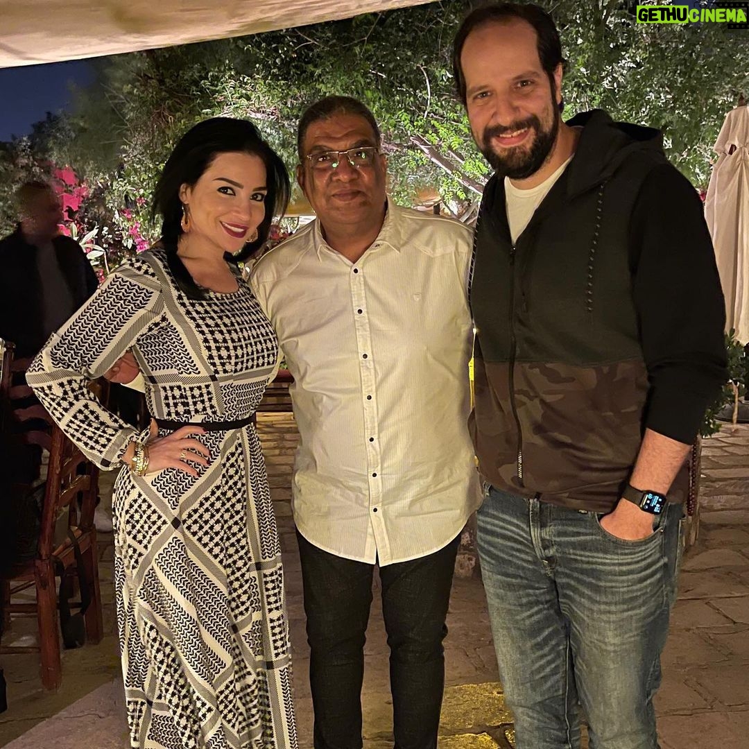 Mai Ezz ElDein Instagram - #عرفات ❤️ @ahmedsayedamin #زين_المواصف ❤️ @lobnawanas #أستاذ_عبدالنبي ❤️ #إقبال ❤️ @hagarelsharnouby #dress_by @nadaakram ❤️