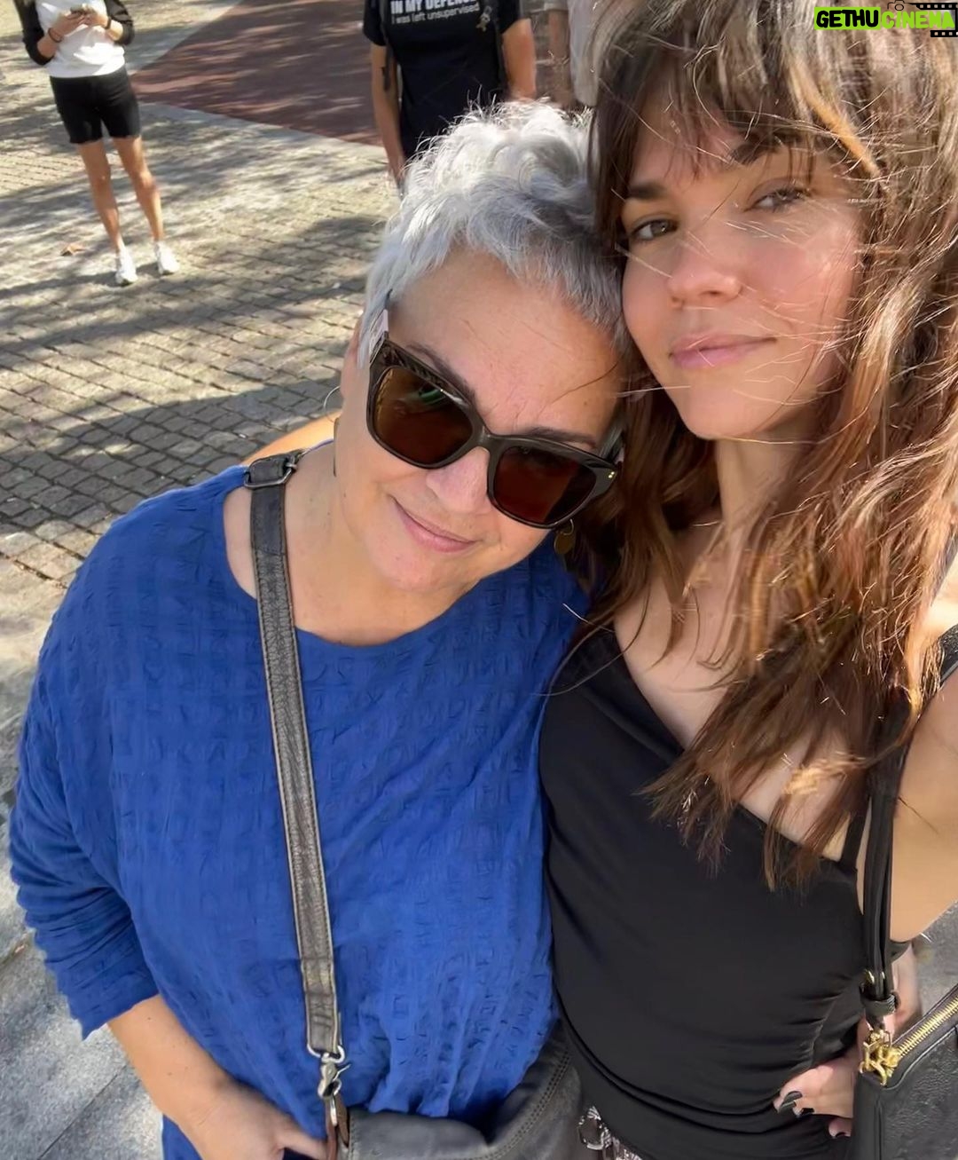 Maia Mitchell Instagram - Maia, Jilly, Barcelona 💕