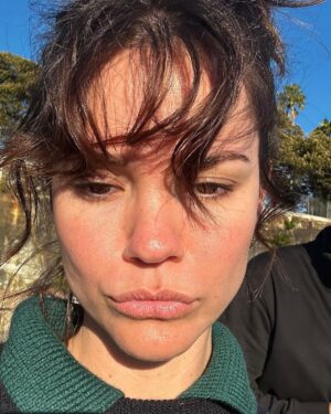 Maia Mitchell Instagram - I turned 30 a couple of days ago. It feels awesome!