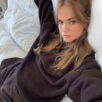Maia Mitchell Instagram – in mi natural state