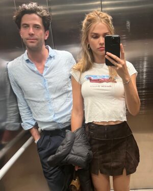 Maia Mitchell Instagram - If it’s against the rules to do a grid of just mirror selfies then LOCK ME UP 🥵