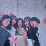Maika Yamamoto Instagram - 「Bailar」 素敵な空間で 大切な友達と。 たくさん写真と動画があって選べない😮‍💨🤍 teamLab Planets TOKYO/チームラボプラネッツ @teamlab.planets @umino_hasegawa @_ayaka310 @hitomi_sueyoshi @musk_nails 📷 @i0_382 teamLab Planets TOKYO / チームラボプラネッツ