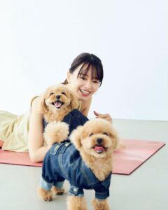 Maika Yamamoto Instagram - 🐶ドッグヨガ 🐶ドッグマッサージを教わりました🧘🏻‍♀️ @maquia.magazine