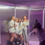 Maika Yamamoto Instagram - @calvinklein × @jennierubyjane 👭🏻🤍 @mariya_nishiuchi_official @yurinoxx @annababychan__ #mycalvins #マイカルバン