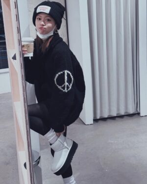 Maika Yamamoto Instagram - 休みの日は沢山寝て
お友達と会って
車を走らせて
好きなお店で買い物して
美味しいコーヒー飲むのが好きです
家でダラダラするのも好きです