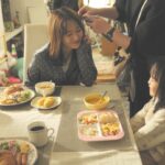 Maika Yamamoto Instagram - 「sister」最終話。 ありがとうございました。 原作と違って驚いた方もいたと思います。 娘の陽奈が可愛くってたまらんかったです。 ママーママーって現場で呼んでくれて愛おしかったー。 美織ちゃんにもお姉ちゃん！遊ぼーって☺︎ 癒されました。 TverやHuluでも見逃し配信してるので是非ご覧ください🙏🏻✨ @sister_ytvdrama