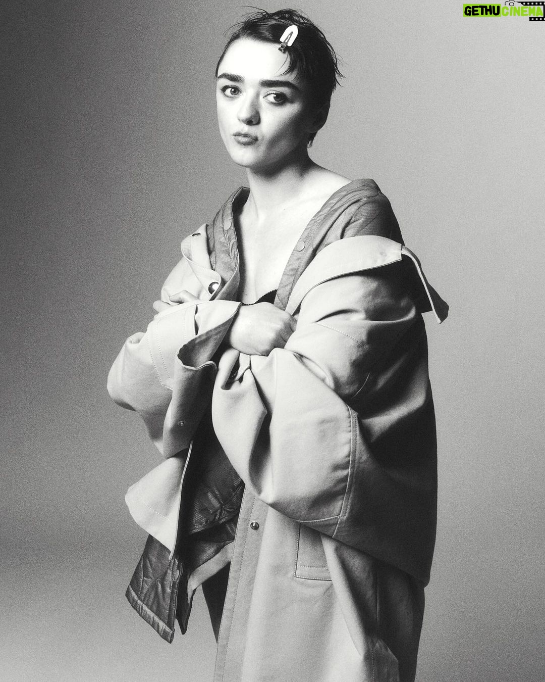Maisie Williams Instagram - i teamed up with Shoreditch Ski Clurb to create the exclusive Mazi Coat - designed to keep you warm on-set and off-duty alike. all profits will be donated to @themaziproject, the Bristol-based, youth-led charity empowering disadvantaged 16-25 year olds through food, whilst supporting care leavers, young asylum seekers and those recovering from homelessness and fleeing domestic violence. available exclusively on shoreditchskiclub.com @shoreditchskiclub Creative Director @wilbeedle Photographer @amitisraeli1 Stylist @danielleemerson Director @robertnetherystudio Hair Stylist @kotasuizu Make-up Artist @mathiasvanhooff